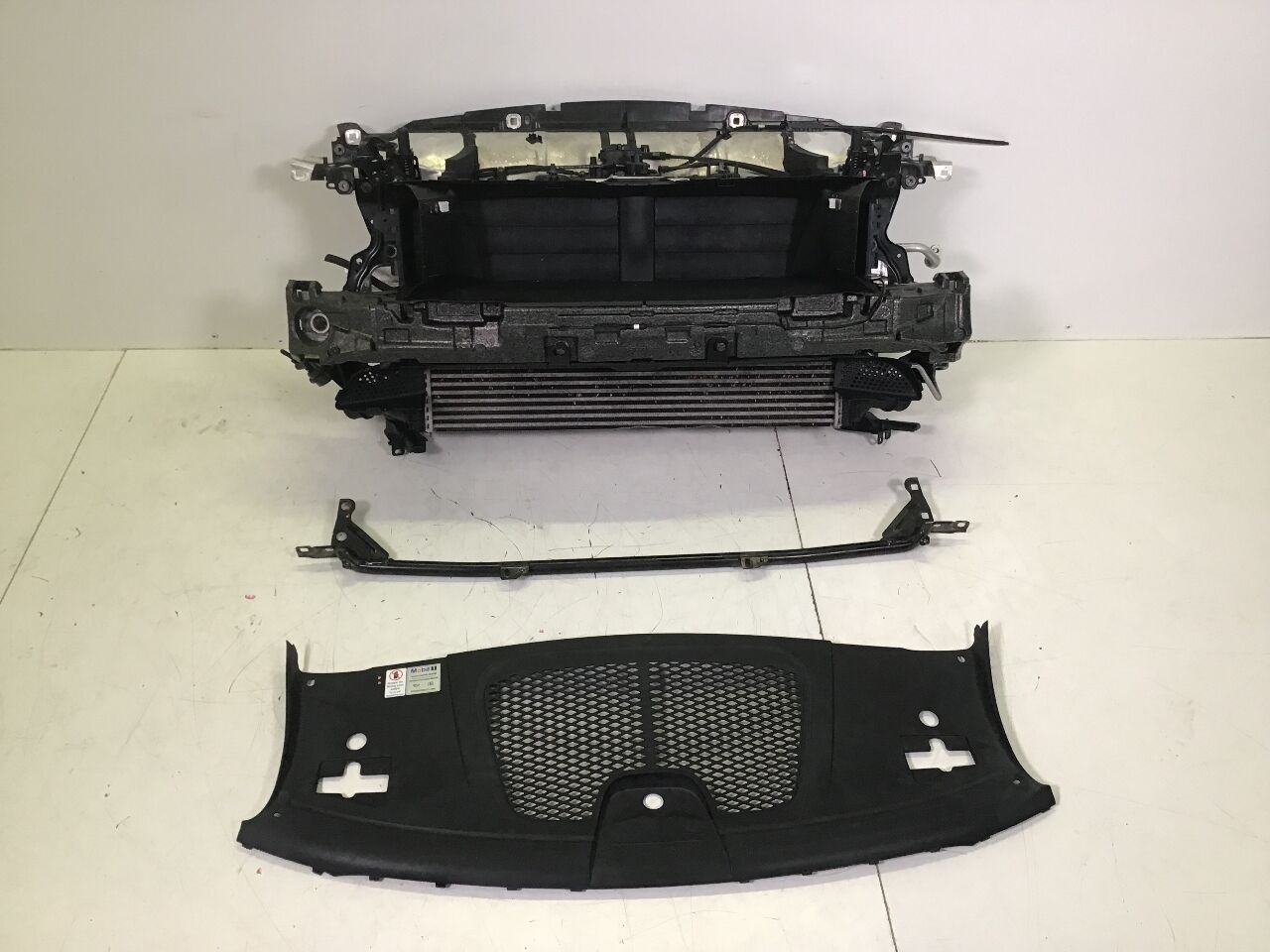Cooling package with radiator support PORSCHE Macan (95B) 3.0 S Diesel  190 kW  258 PS (02.2014-> )