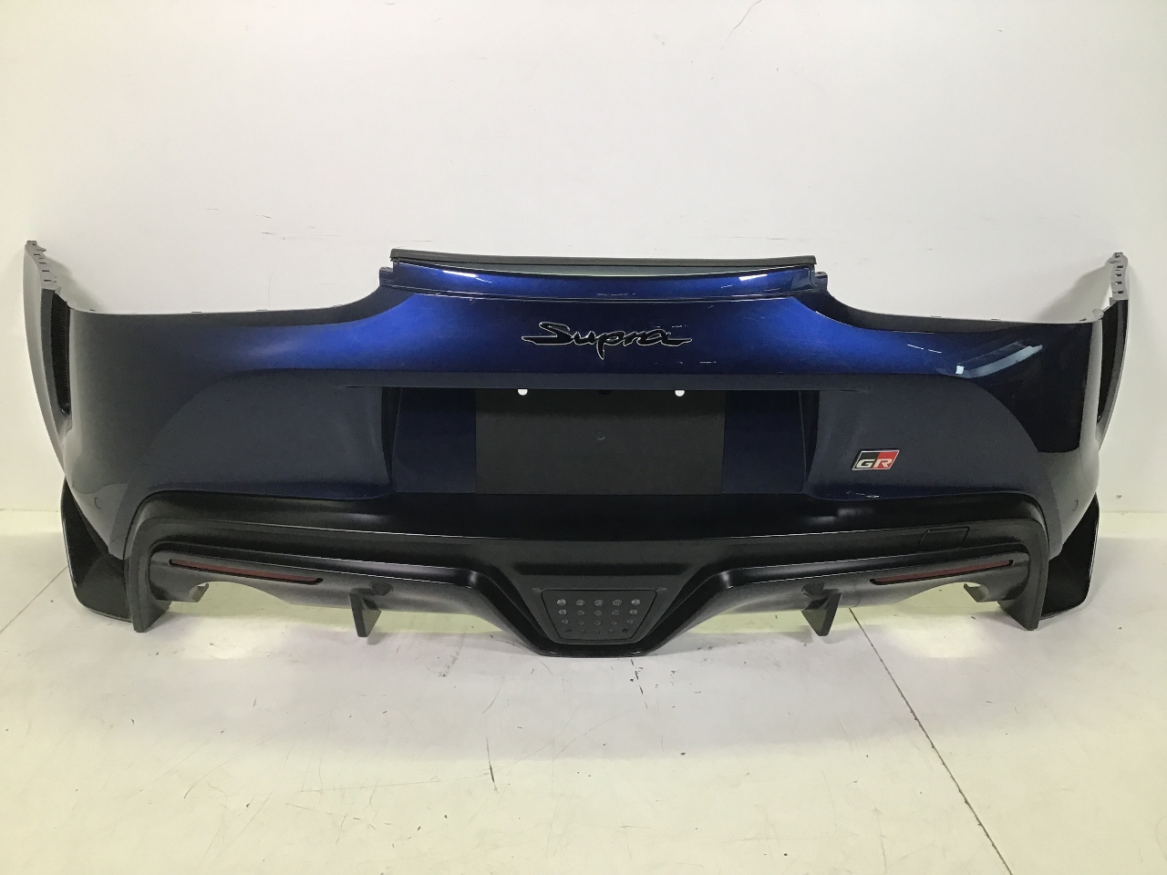 Bumper rear TOYOTA Supra (DB) 2.0  190 kW  258 PS (06.2019-> )