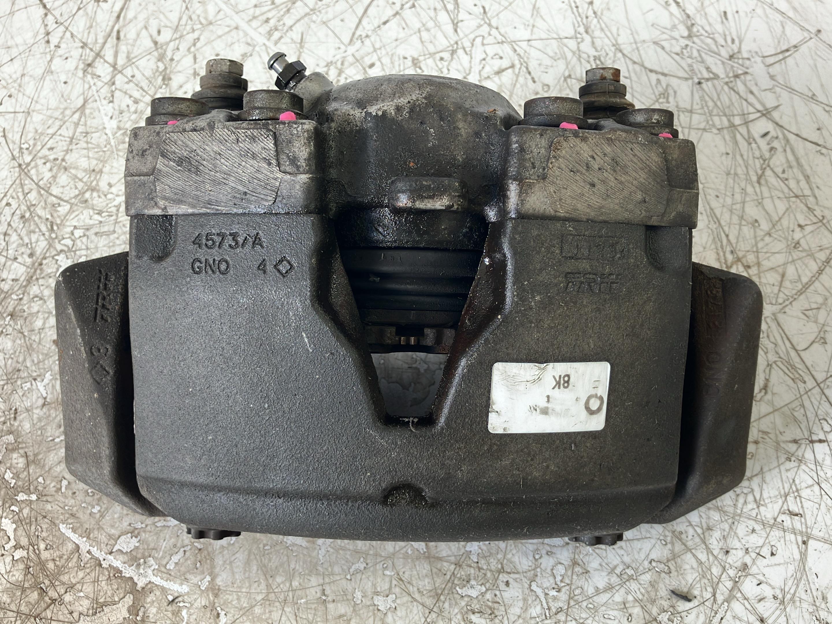 Bremssattel links vorne AUDI A5 Cabriolet (8F) 3.0 TDI  150 kW  204 PS (10.2011-01.2017)