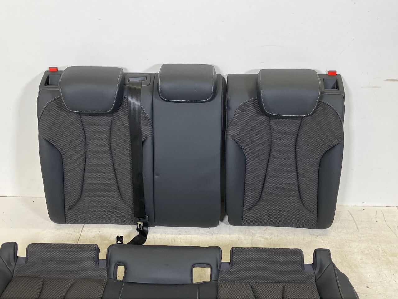 Interior equipment AUDI A3 Sportback (8V) 1.0 TFSI  85 kW  115 PS (07.2016-> )
