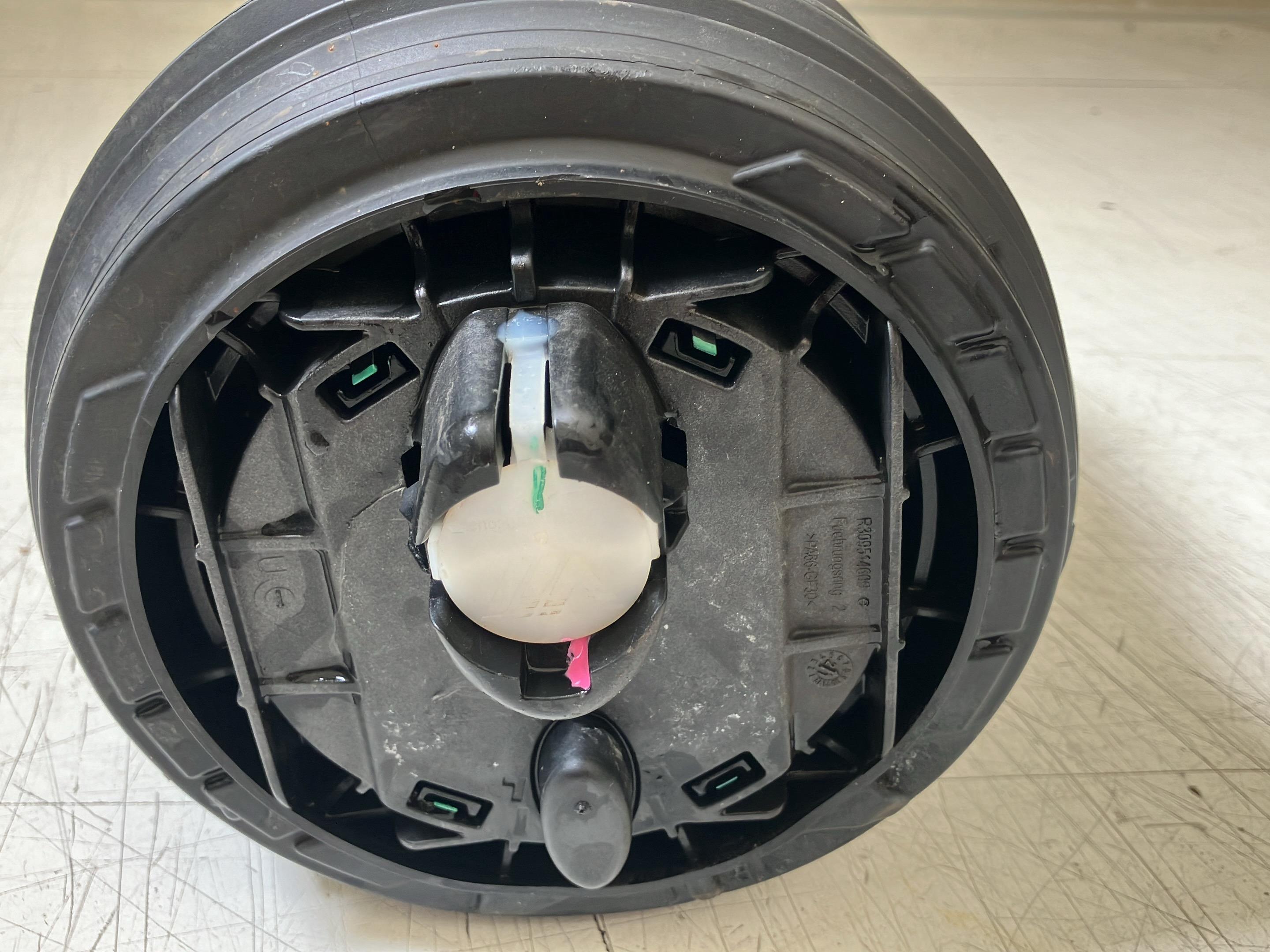 Air suspension damper right rear AUDI e-tron (GEN) Electric quattro  300 kW  408 PS (09.2018-> )