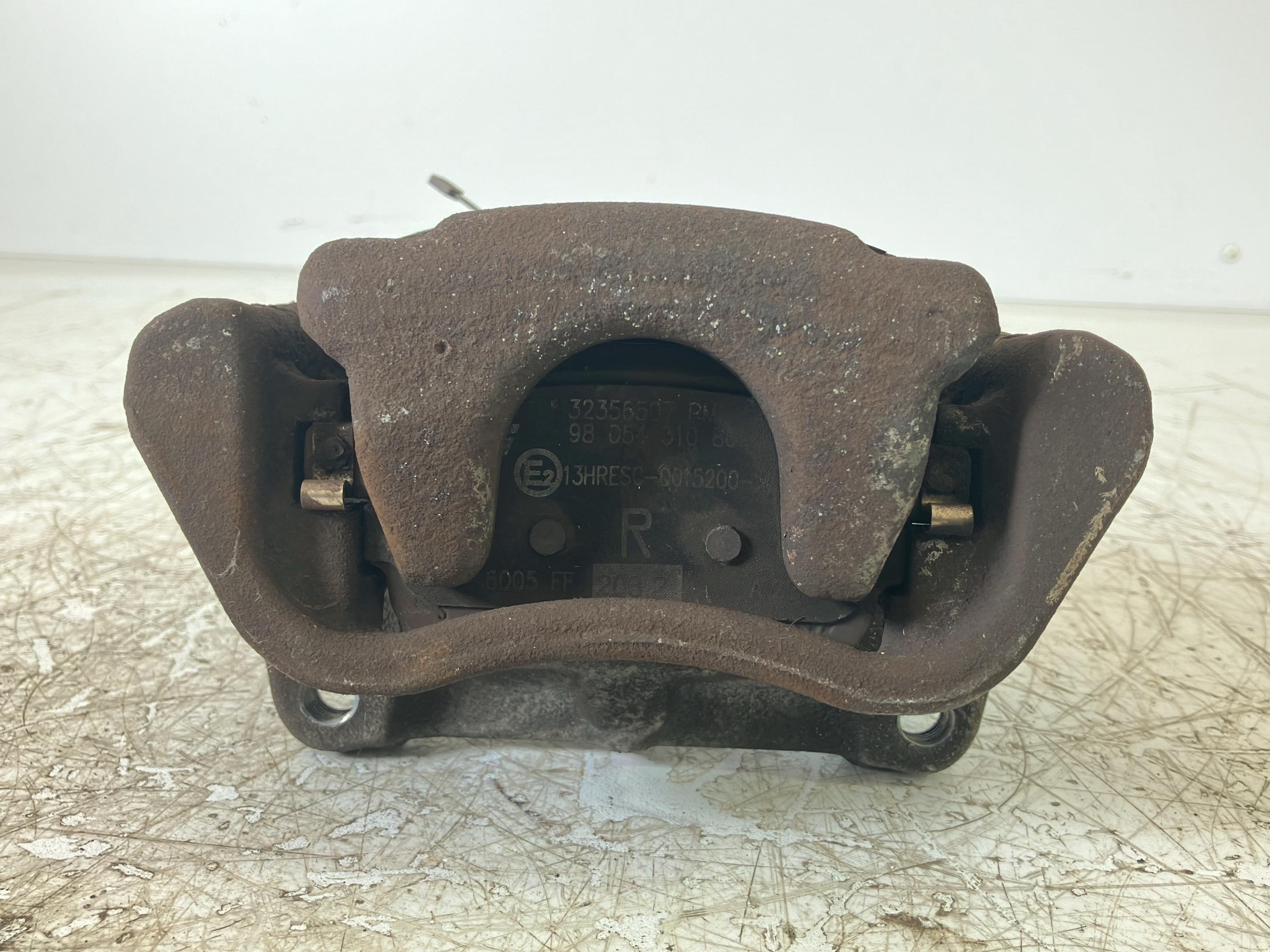 Brake caliper right rear OPEL Vivaro C Kasten (K0) VIVARO-E HYDROGEN  100 kW  136 PS (08.2022-> )