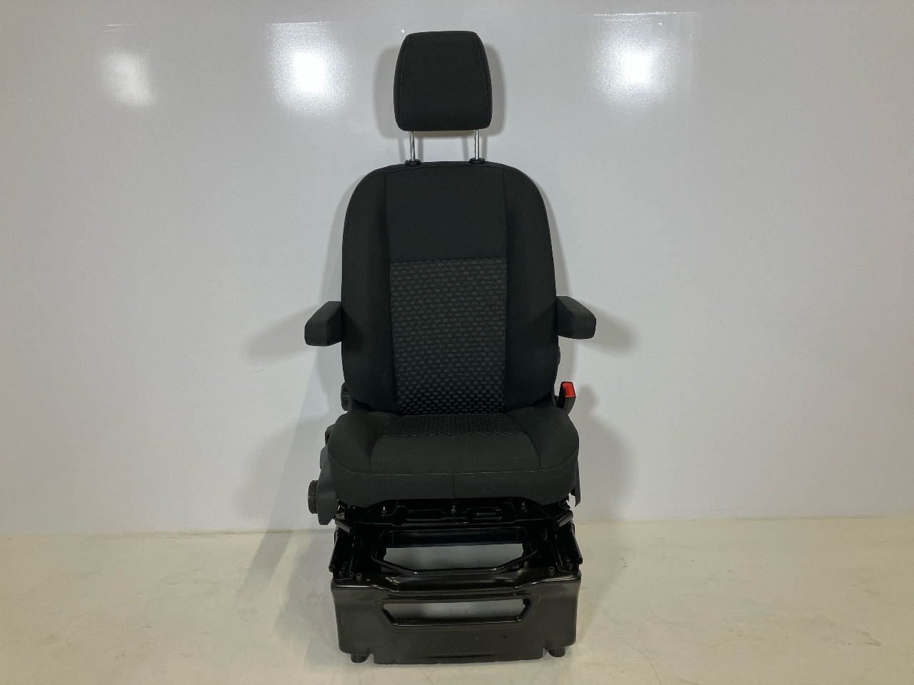 Sitz rechts vorne FORD Transit V363 Pritsche/Fahrgestell (FED, FFD) 2.0 TDCi  125 kW  170 PS (03.2016-> )