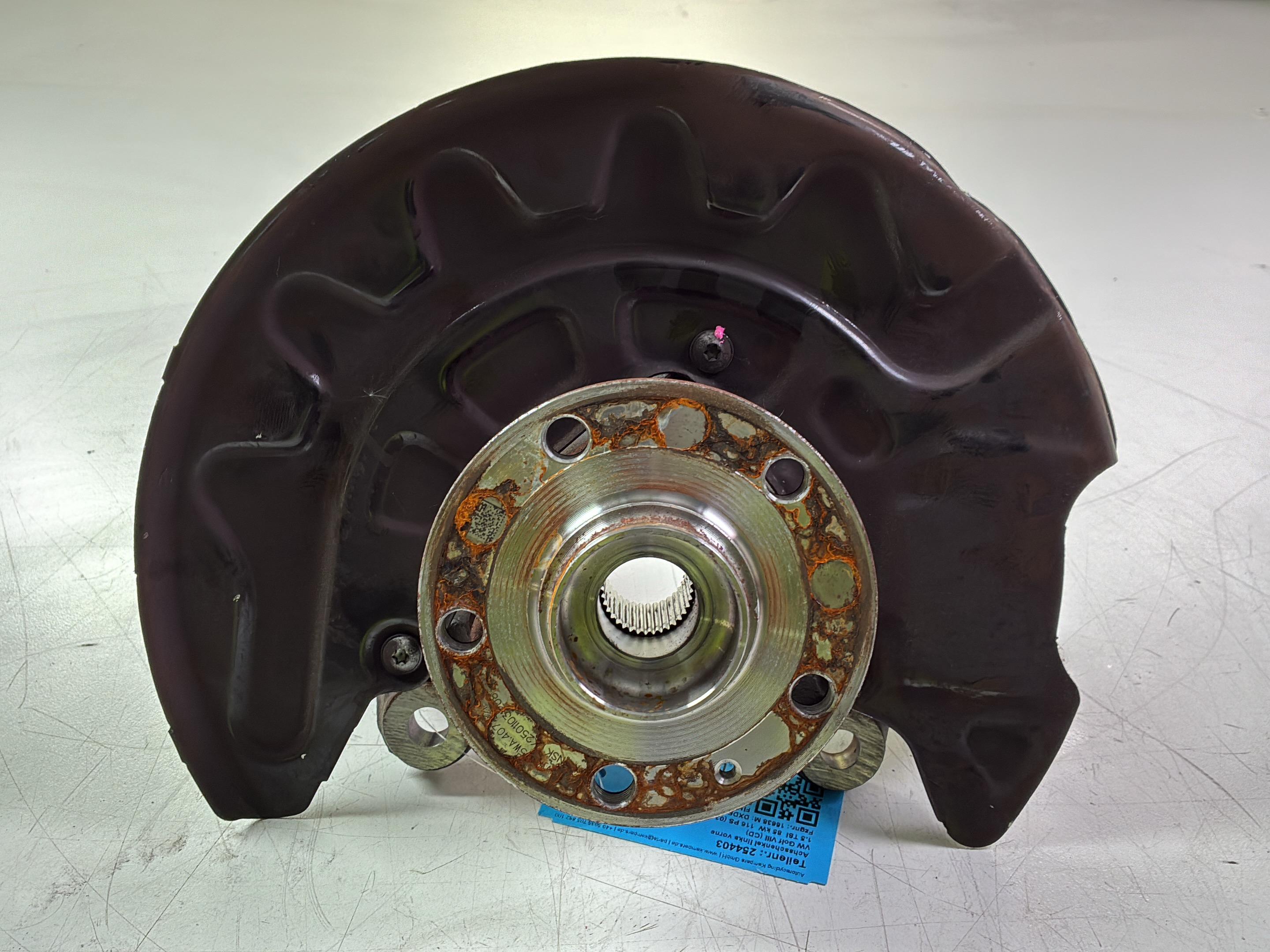 Articulație de direcție stânga față VW Golf VIII (CD) 1.5 TSI  85 kW  116 PS (03.2024-> )