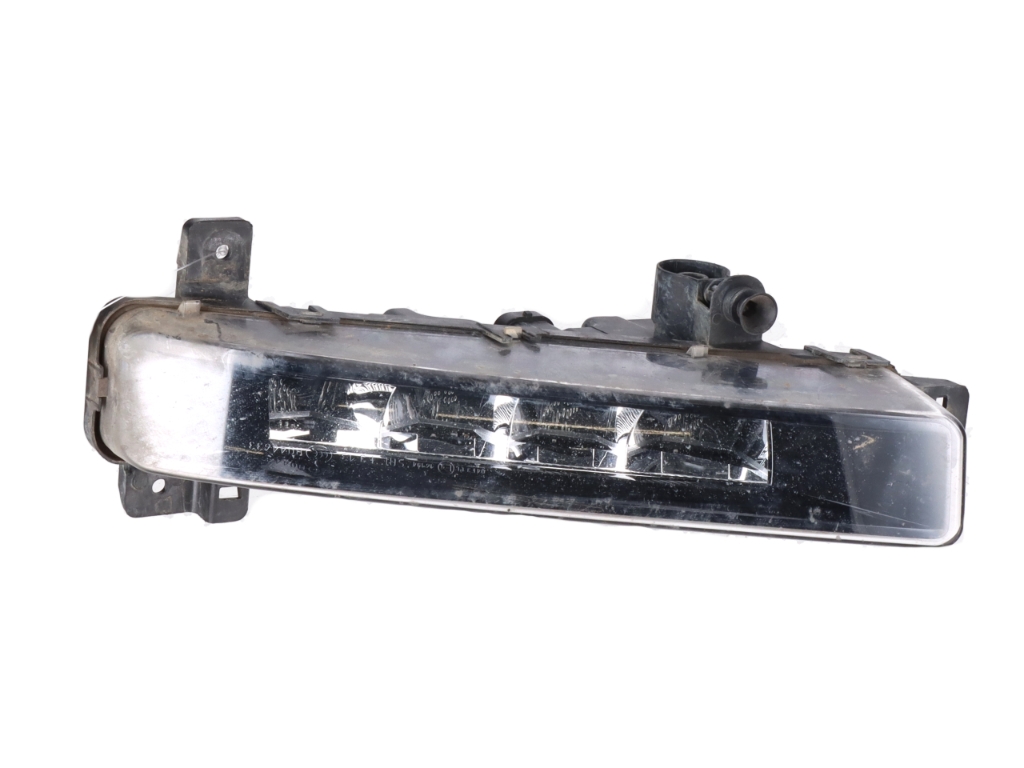 Fog light left front BMW 5er (G30, F90) 530d  195 kW  265 PS (09.2016-> )