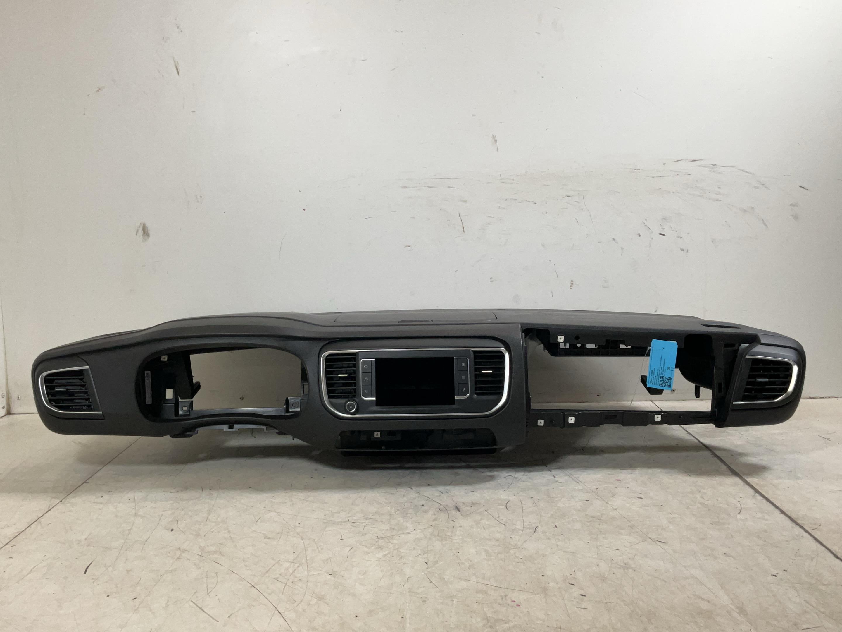 Car dashboard OPEL Vivaro C Kasten (K0) Vivaro-e HYDROGEN  100 kW  136 PS (10.2024-> )