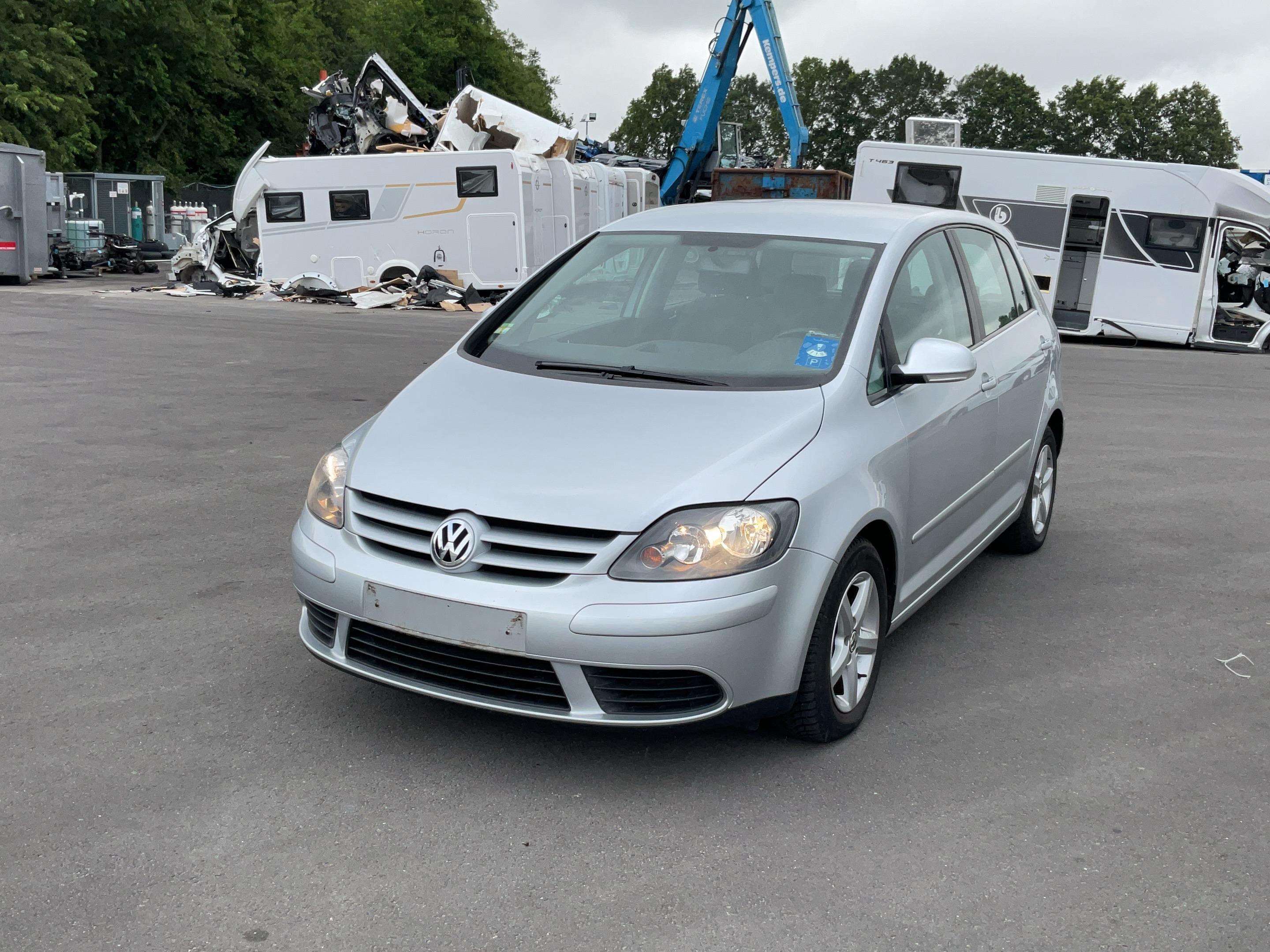 VW Golf V Plus (5M, 521) 1.6 FSI