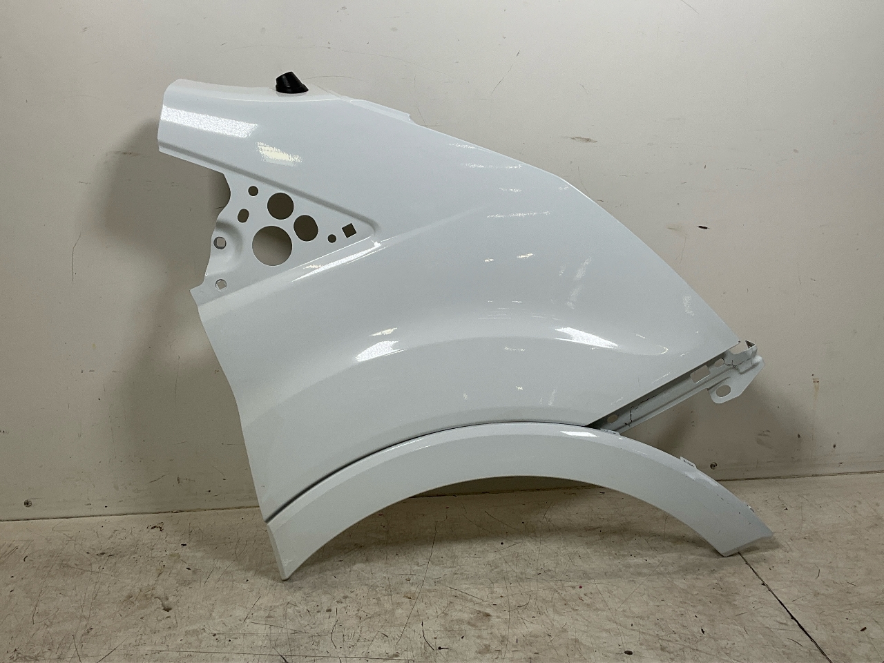 Aile avant droit FORD Transit V363 Pritsche/Fahrgestell (FED, FFD) 2.0 TDCi  125 kW  170 PS (03.2016-> )