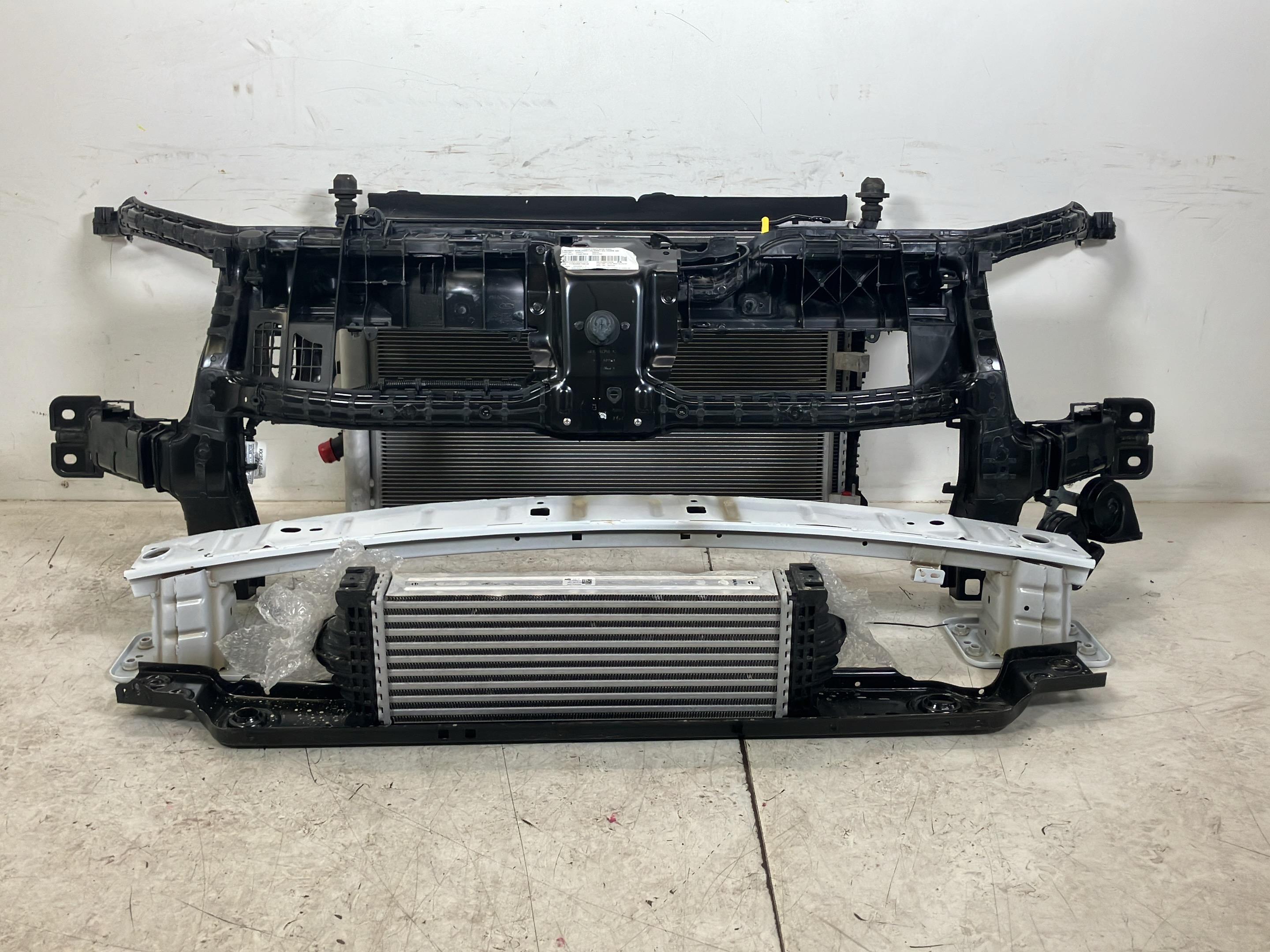 Pachet radiator cu bara de protecție FORD Transit V363 Bus (FAD, FBD) 2.0 EcoBlue  121 kW  165 PS (07.2023-> )