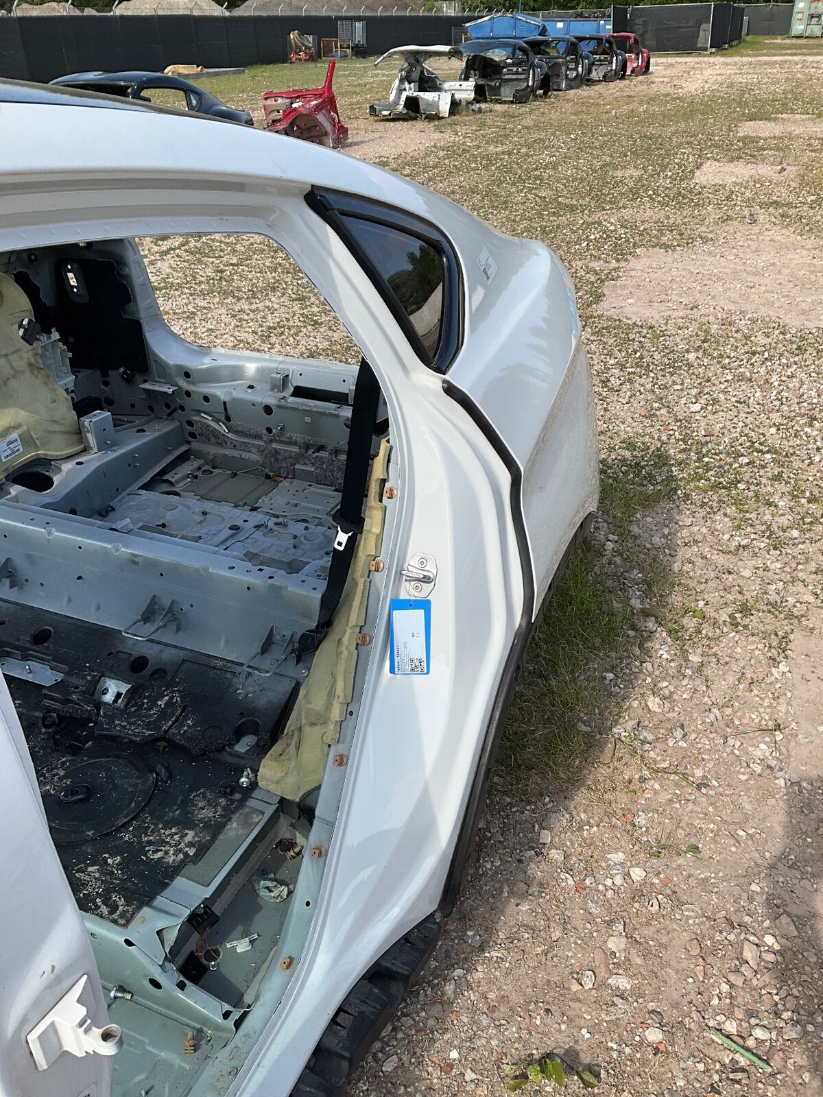 Side panel left rear BMW X6 (F16, F86) M 50d  280 kW  381 PS (08.2014-05.2019)