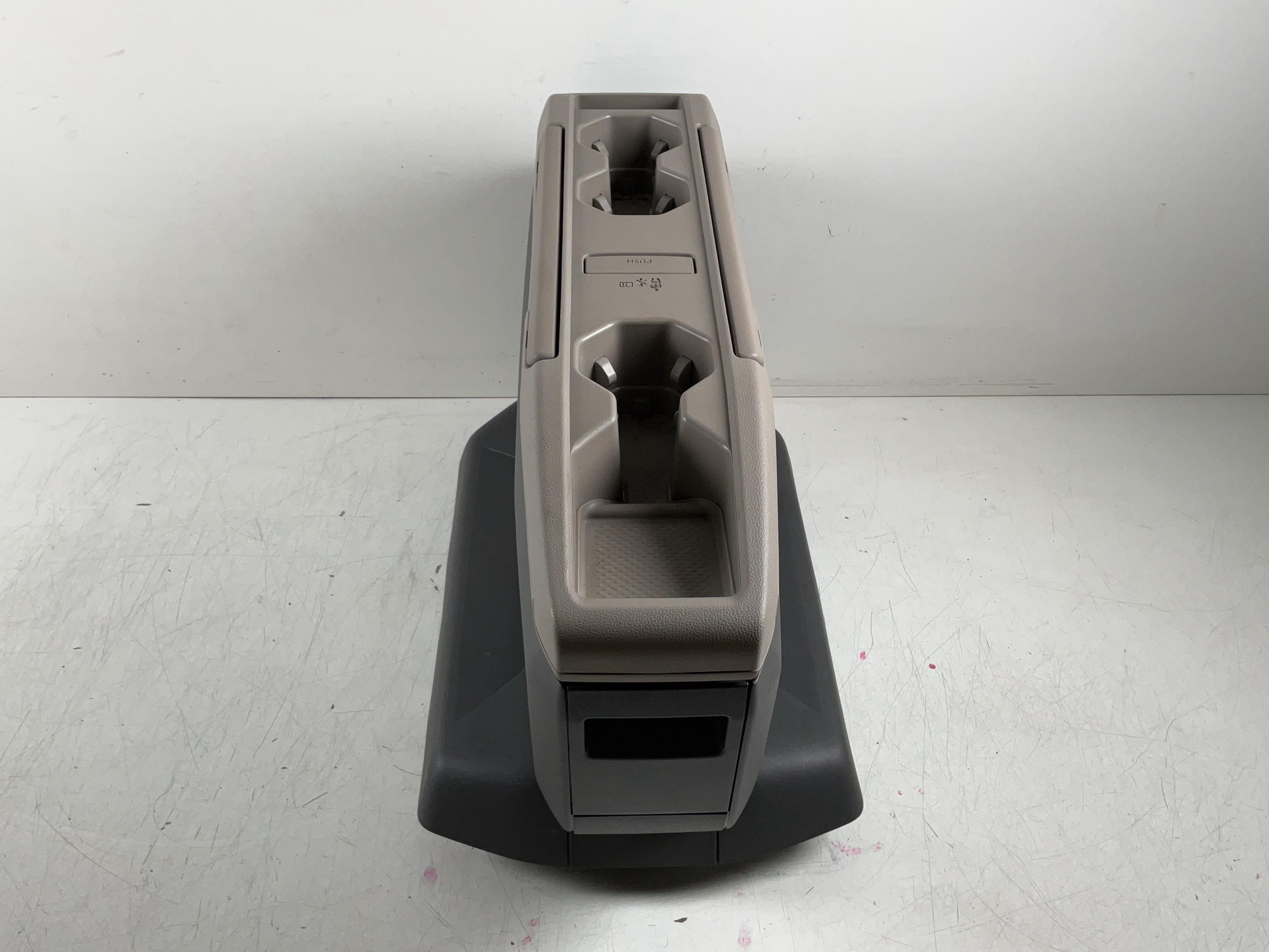 Console centrale VW Transporter T7 Multivan 1.5 TSI  100 kW  136 PS (10.2021-> )
